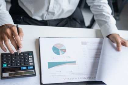 A tributação de aluguéis altera a elasticidade dos preços ao mudar oferta e procura no mercado, explica Alex Nabuco dos Santos.