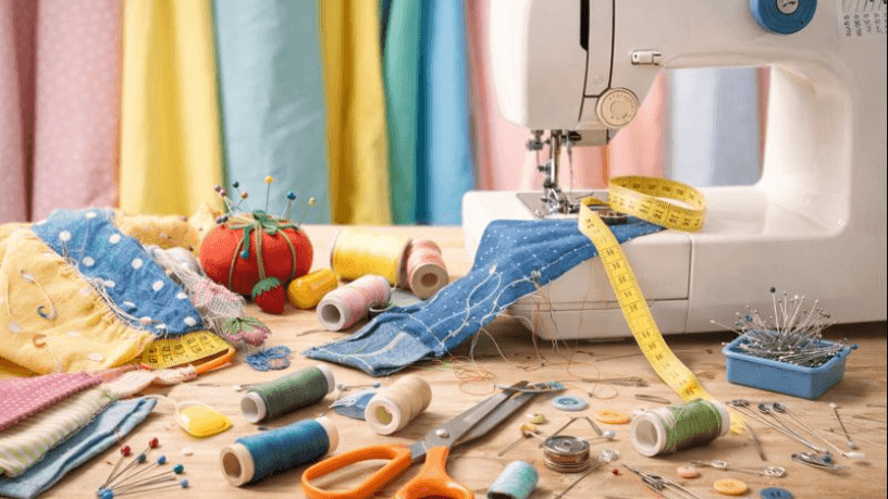 Iniciante na costura aprende como evitar erros com Cristiane Ruon dos Santos.