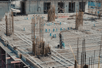 Escoramento de lajes treliçadas: veja quais critérios garantem segurança e qualidade final segundo Valderci Malagosini Machado.