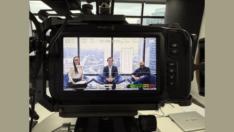 Com uma visão crítica e atual, Ian dos Anjos Cunha aborda os benefícios, desafios e limites éticos da inteligência artificial aplicada à rotina moderna.