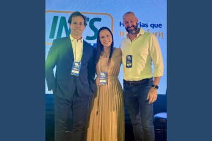 Entre avanços tecnológicos e dilemas éticos, Ian dos Anjos Cunha analisa como a inteligência artificial impacta o cotidiano, seus benefícios e os desafios que exigem atenção.