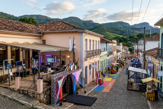 HackTown 2026 começa nesta semana e transforma cidade mineira em laboratório de tecnologia, cultura e criatividade